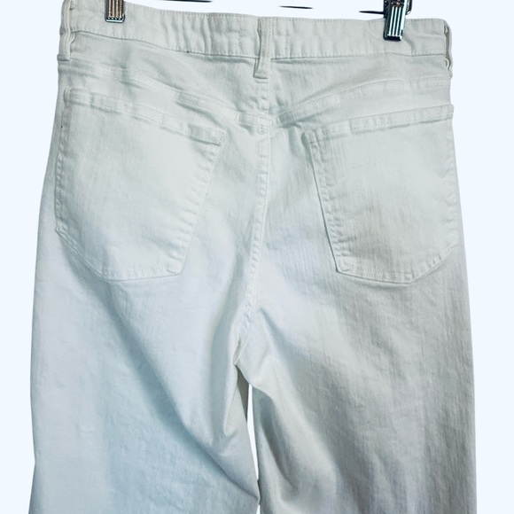 Oat New York Raw Hem Cropped Flare Jeans – White - Women’s Size 12/31 - Picture 5 of 12